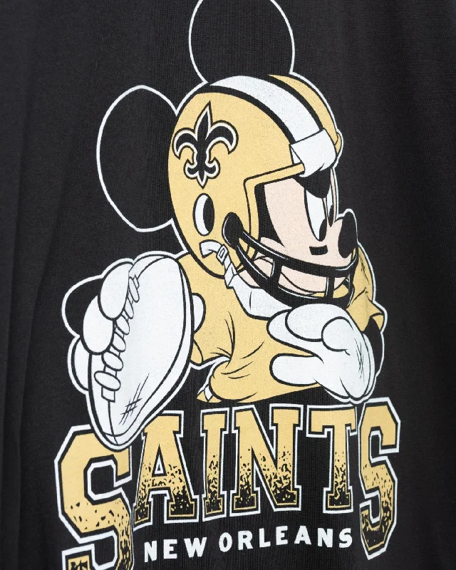 men's printed slogan t-shirts -Disney x Junk Food x NFL Mickey Quarterback Saints Tee