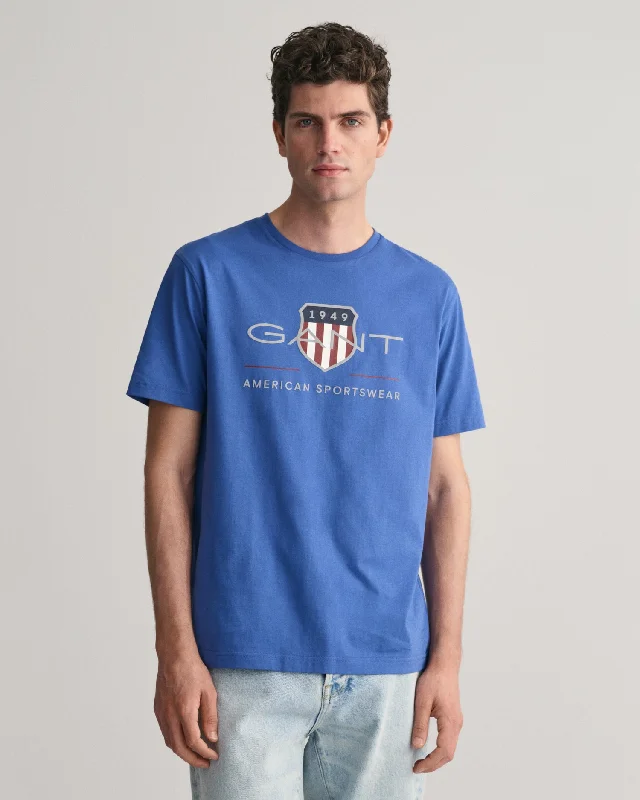 men's v-neck t-shirts -GANT Regular Archive Shield T-Shirt