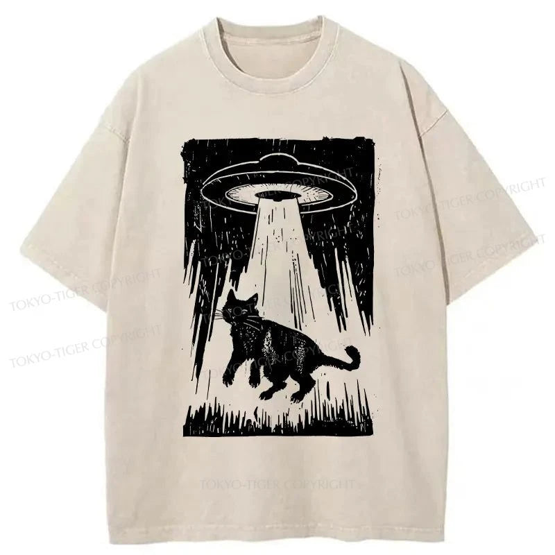 men's trendy t-shirts -Tokyo-Tiger Cat Kidnapped By Aliens Washed T-Shirt