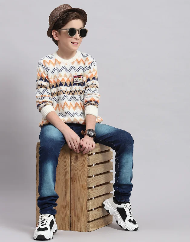 Boys Off White Self Design Round Neck Full Sleeve Sweater